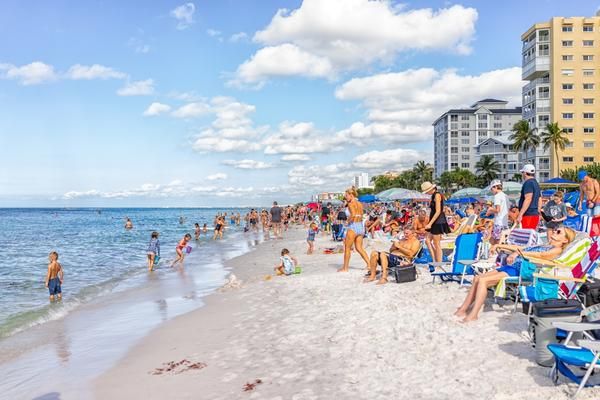 A Visitor’s Guide to Vanderbilt Beach in Naples, FL