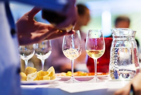 Naples Nightlife: Top Bars & Restaurants