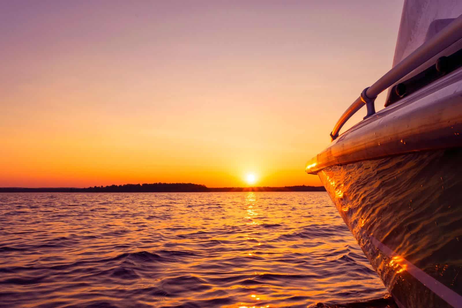Our Guide to Taking a Charter Fishing Adventure in Naples